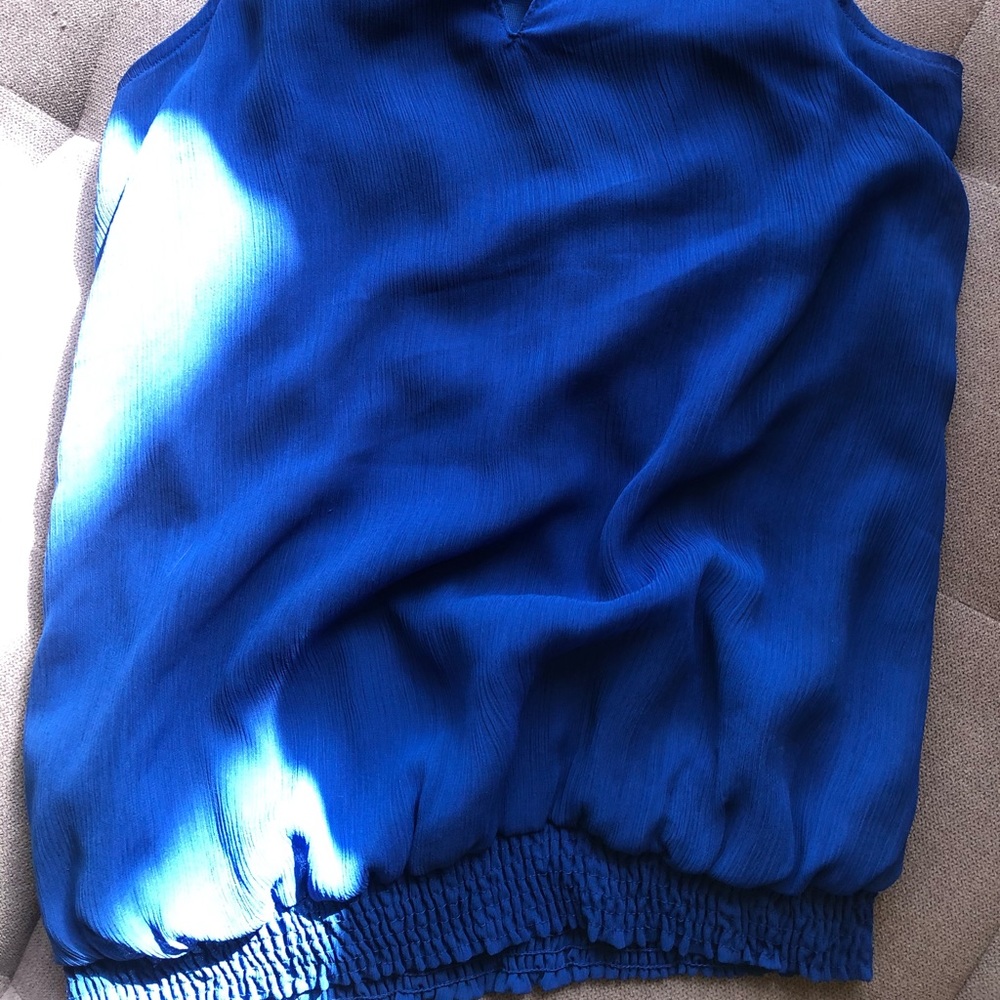 Ruffle top - Picture 2 of 3
